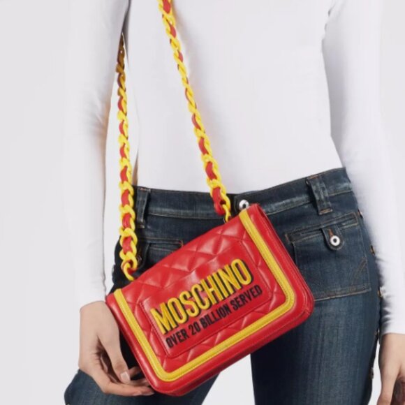 SOLD! AW14 MOSCHINO McDonald’s '20 Billion Served' Quilted Red Shoulder Bag - Picture 2 of 14